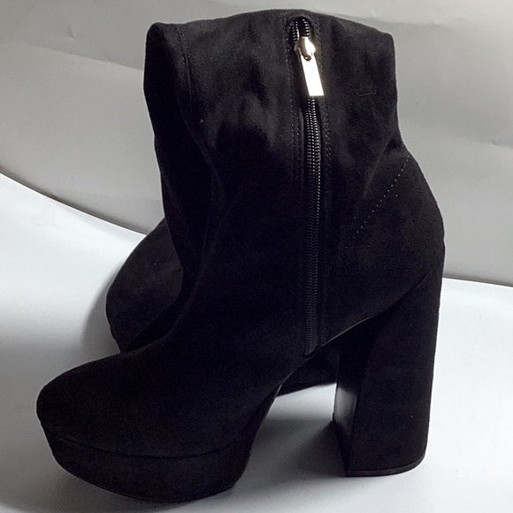 GUESS Women’s Cristy Heavy Platform Over The Knee Boots Black Size 8.5M - Picture 2 of 5